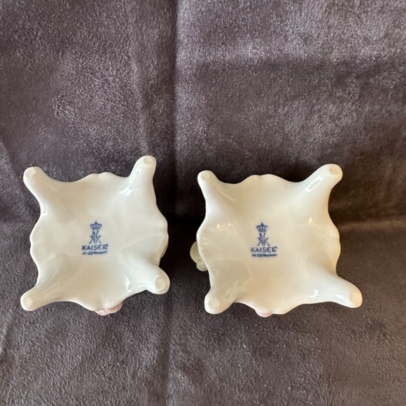 A pair of porcelain candle stick holders, AK, Kaiser, west Germany - Picture 3 of 5